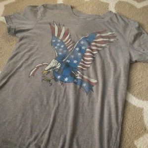 American Eagle T Shirt